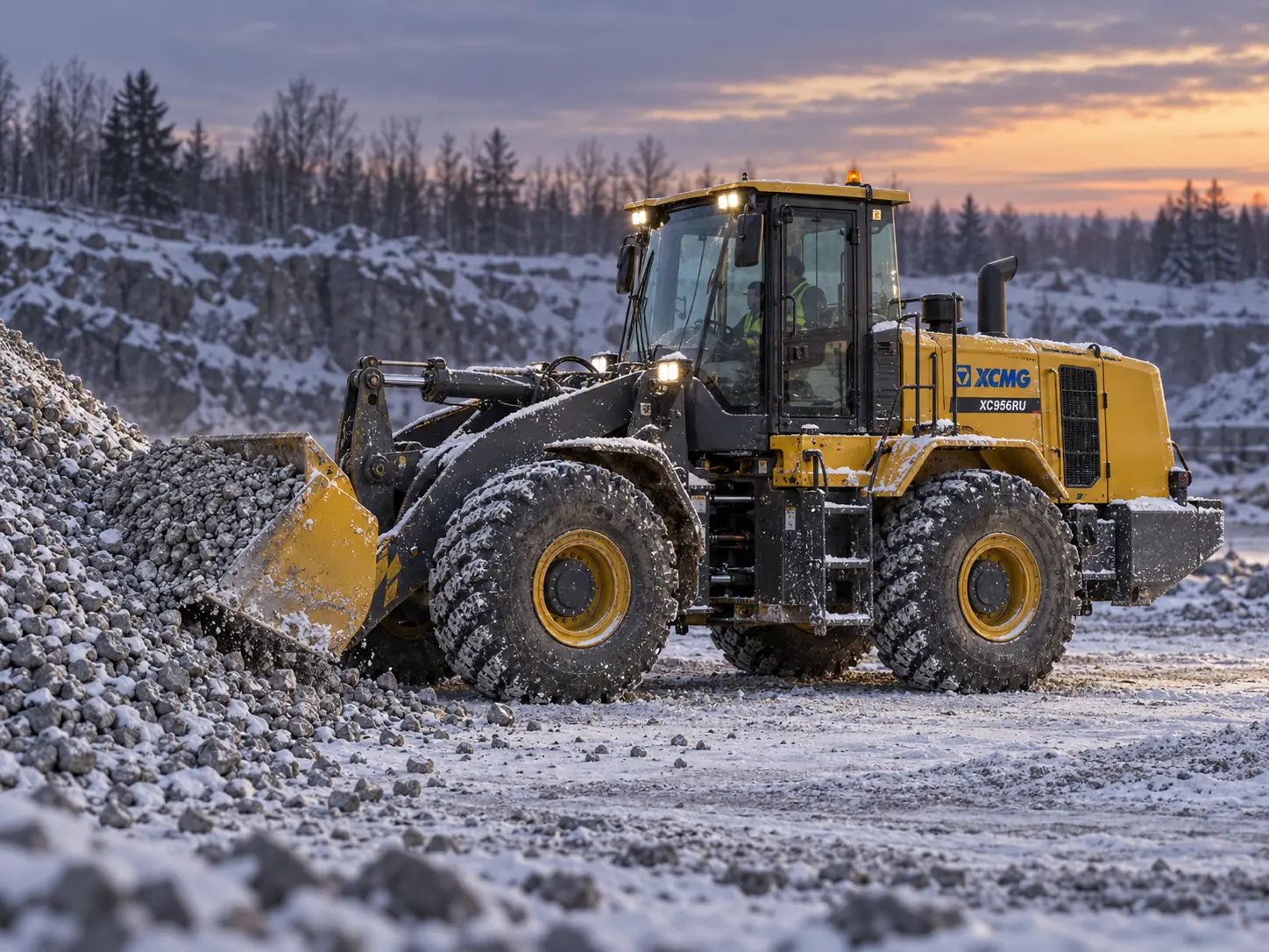 Фронтальный погрузчик XCMG XC956RU